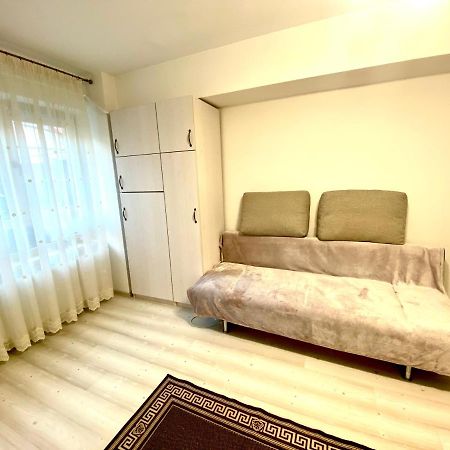 Apartament Sara Apartment Iasi Exterior photo