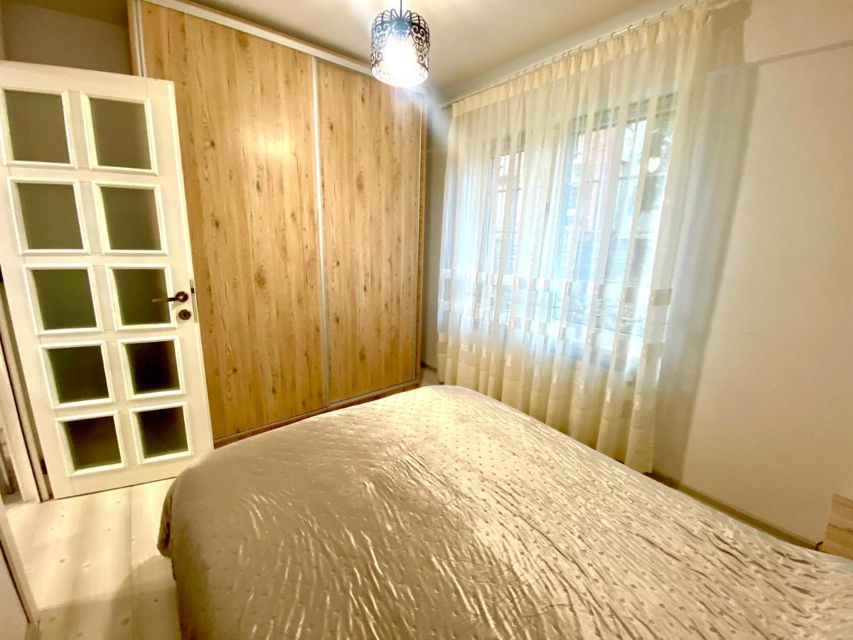 Apartament Sara Apartment Iasi Exterior photo